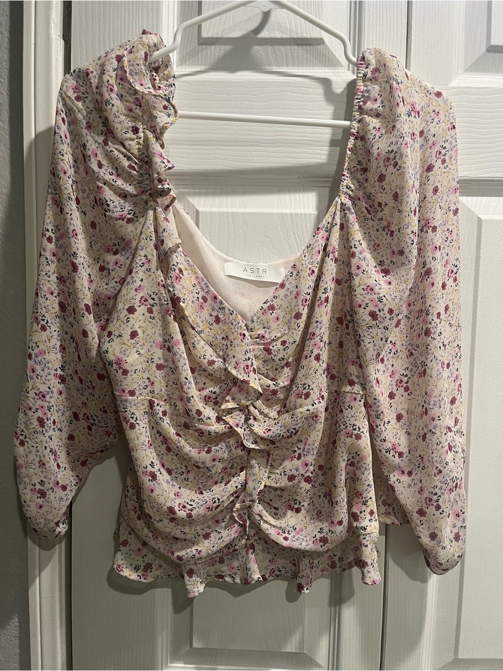 ASTR Floral Blouse